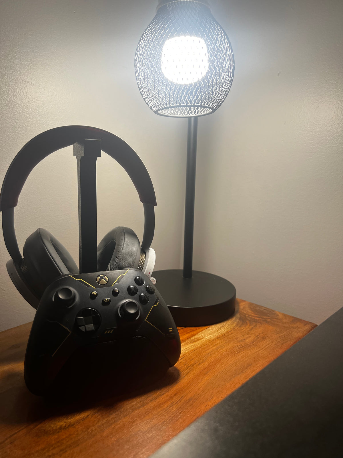 Controller and Headset Stand